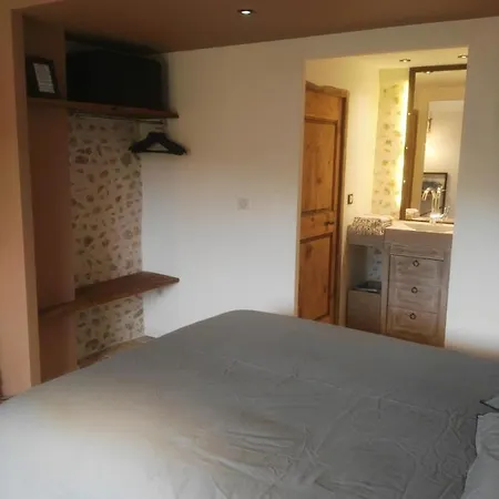 招待所 Du Grand Chene 3*